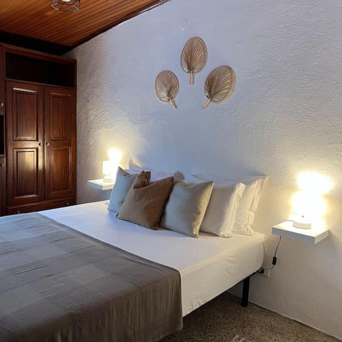 Historic Downtown Home By The Sea With King Bed Monterosso al Mare Luaran gambar
