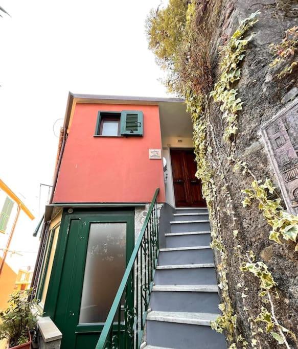 Historic Downtown Home By The Sea With King Bed Monterosso al Mare Luaran gambar