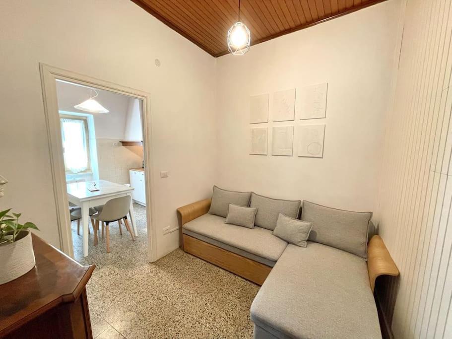 Historic Downtown Home By The Sea With King Bed Monterosso al Mare Luaran gambar